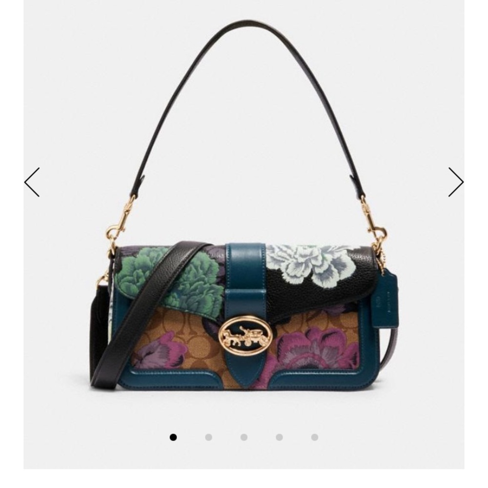 ⭐️ Coach Georgie Shoulder Bag ⭐️